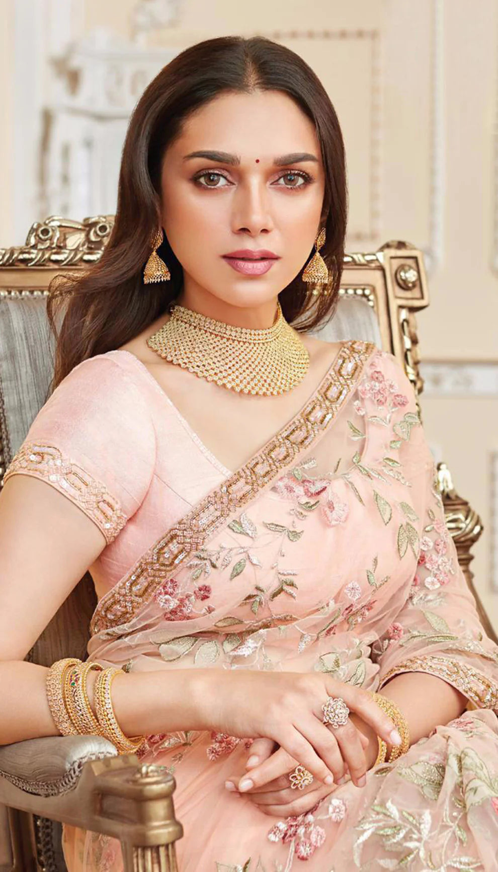 Aditi Rao Hydari Dazzles in Shyamal and Bhumika's Enchanting Saree