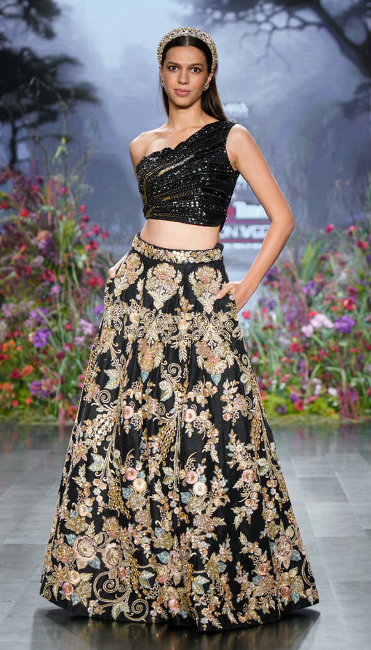 The les fleur lehenga