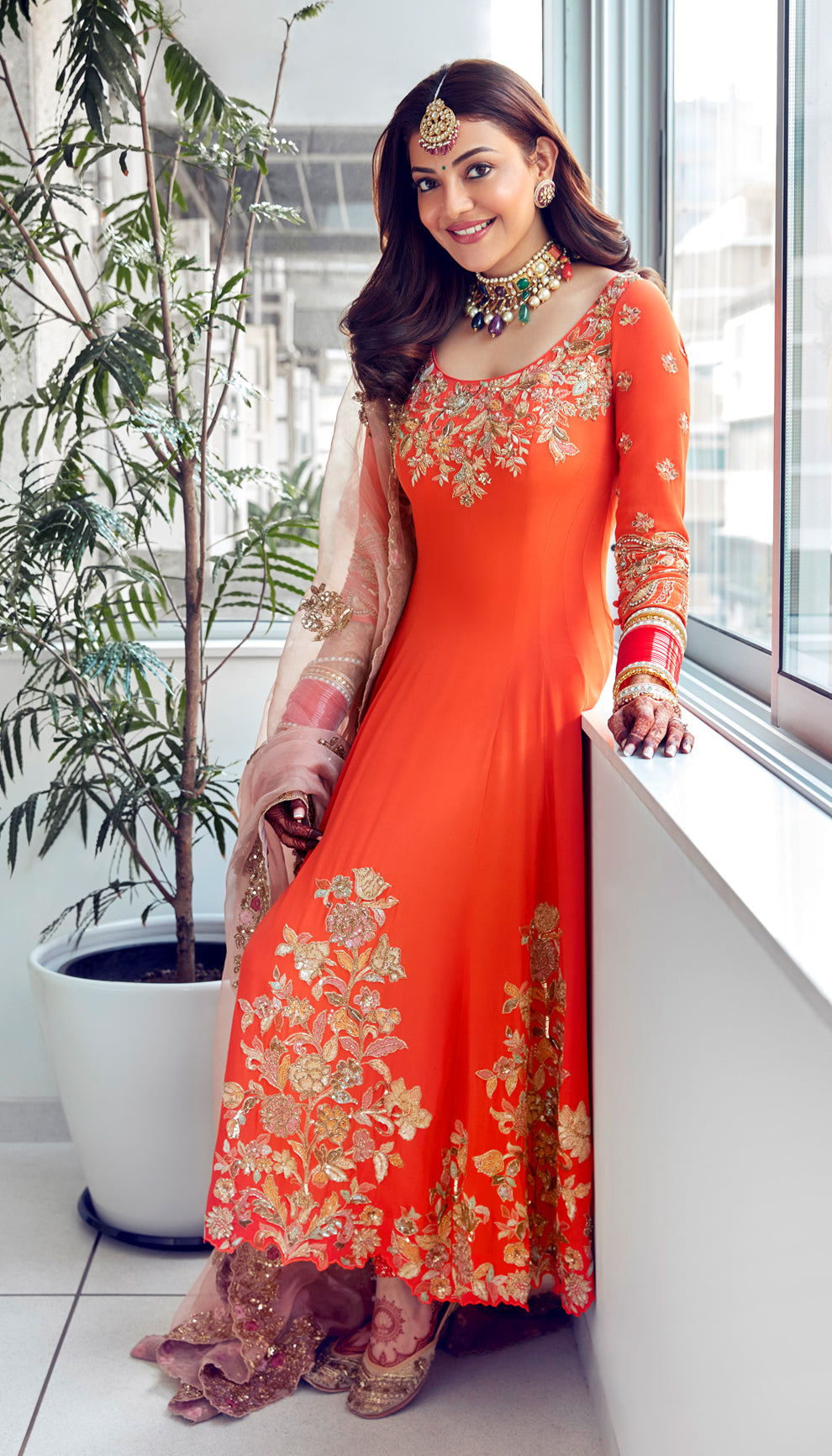 kajal aggrawal in a coral crepe silk kurta set by shyamal & bhumika