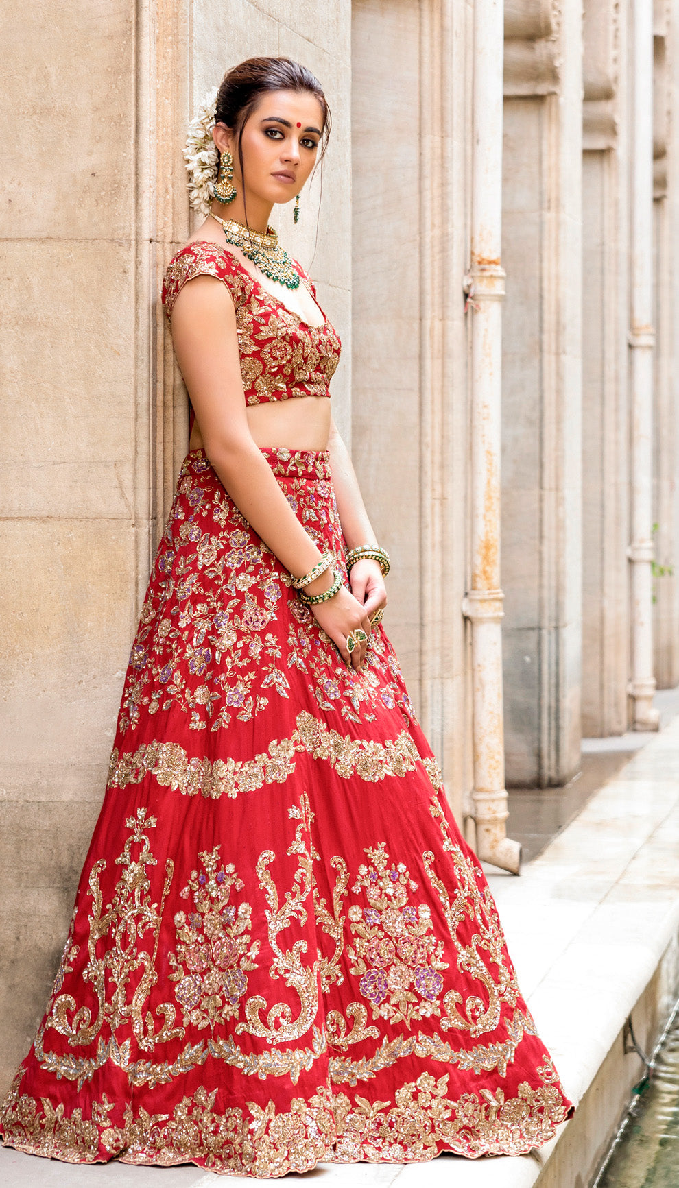 Phool Kinaar Lehenga: Peeta Embroidered Cutwork with Baroque Motifs & Floral Hem