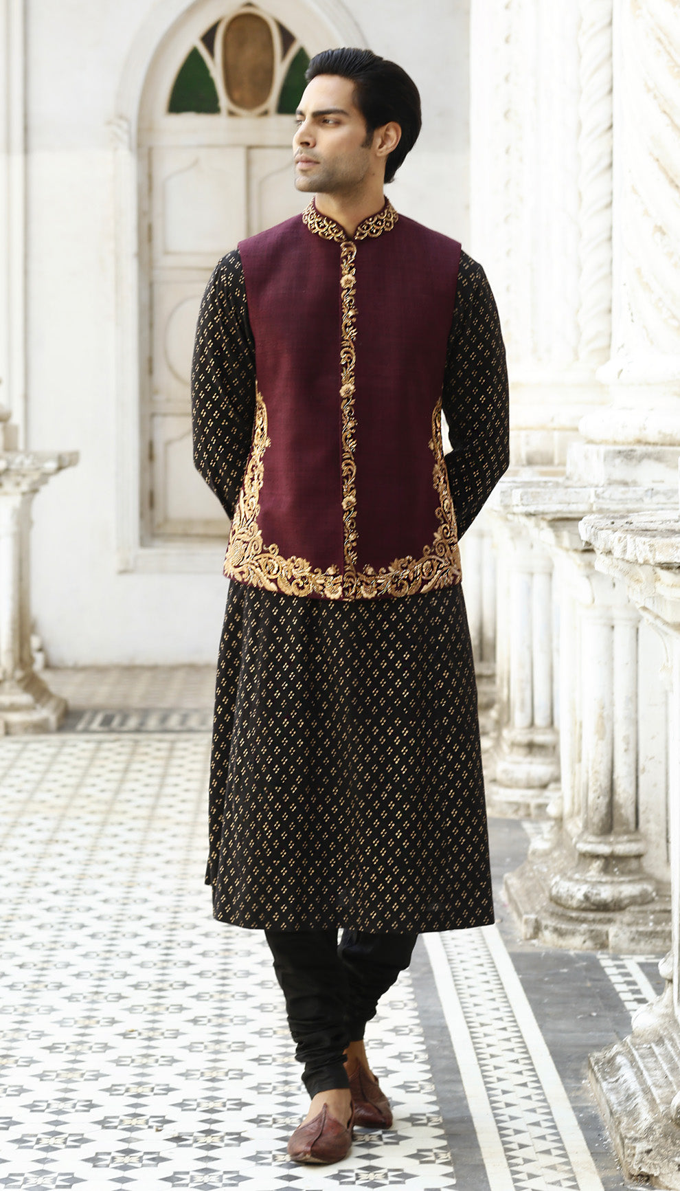 Man wearing The Deep Wine Matka Silk Bandi by Shyamal & Bhumika.