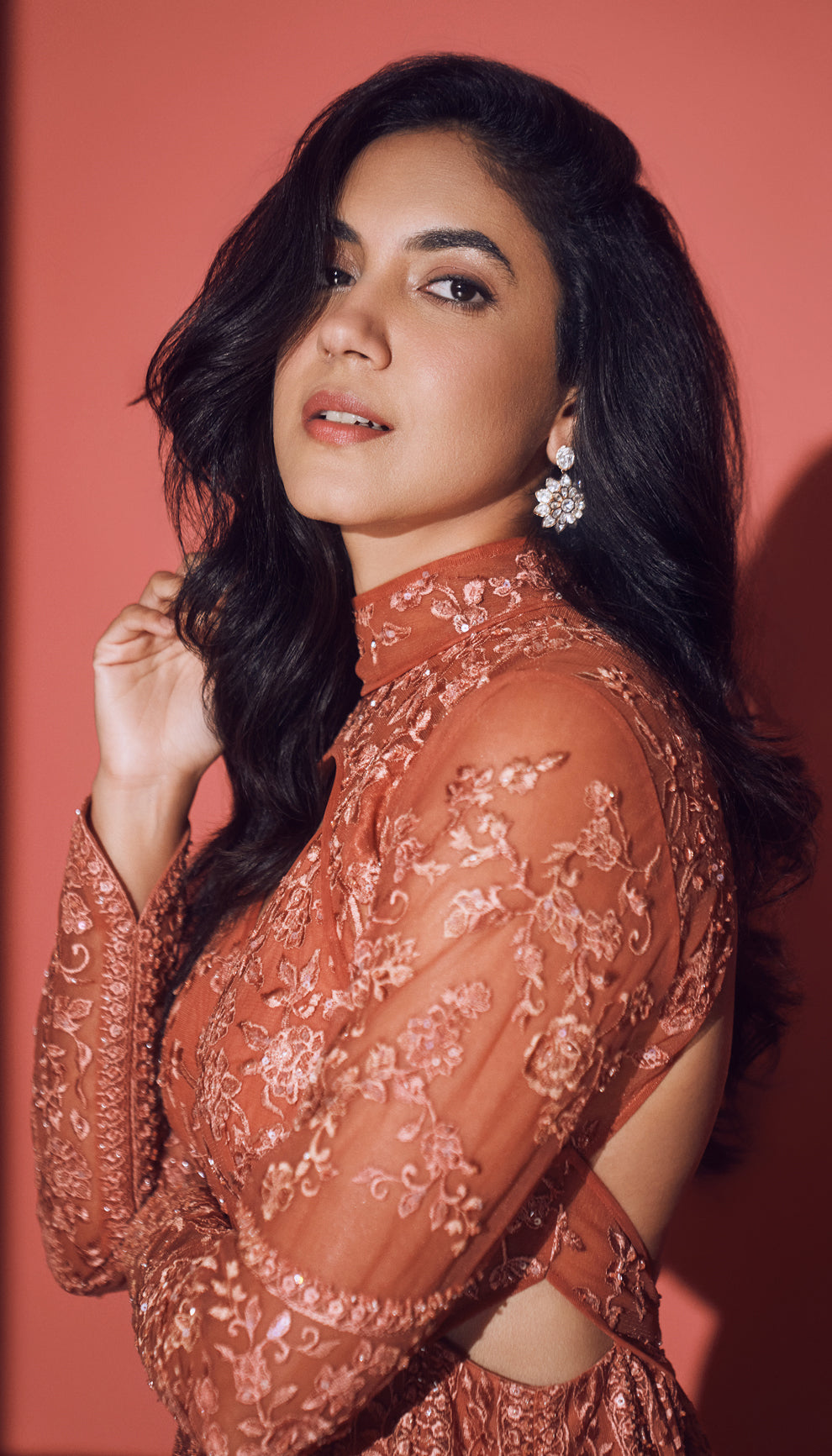 Ritu Verma in the salmon pink kalidar dress by shyamal & bhumika