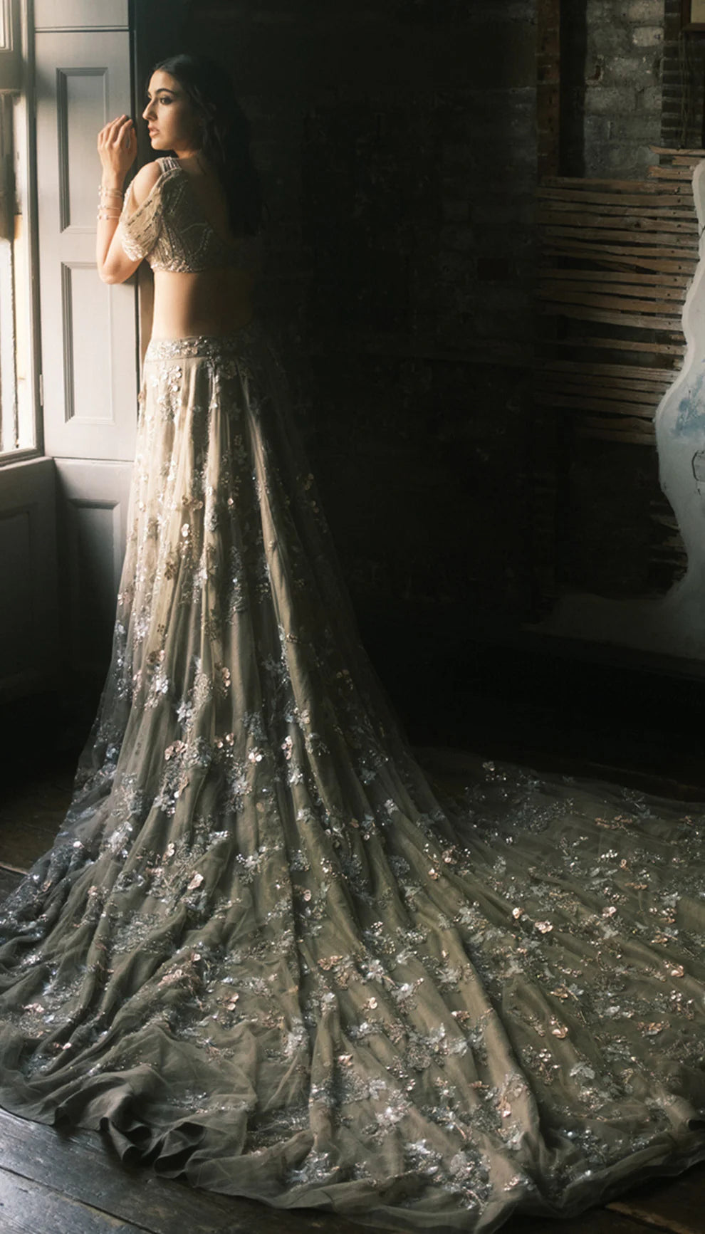 sara ali khan silver dress Cannes 2023: Sara Ali Khan Stuns In A Shimmery Sliver Bodycon Gown, Pens A 'Shayari' For Gram Fans