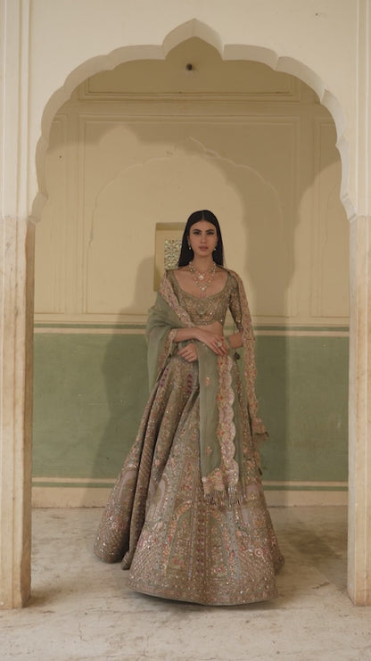 Amer Lehenga